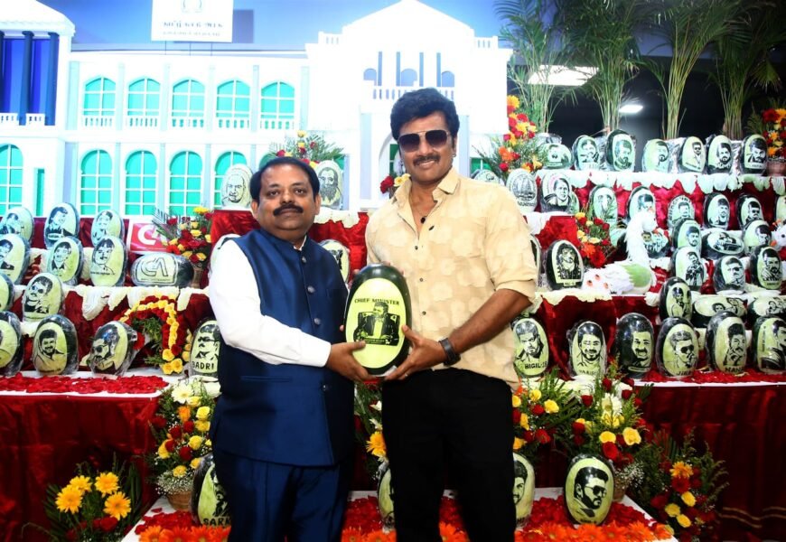 முதலமைச்சர் விஜய்க்கு வித்தியாசமான மரியாதை செலுத்திய சென்னைஸ் அமிர்தா மாணவர்கள்
