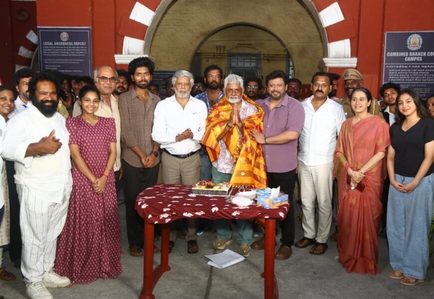“ரஞ்சன்” செட்டில் உற்சாகம்… ரவியாதவ் பிறந்தநாள் கொண்டாட்டம் வைரல்! “ரஞ்சன்” செட்டில் உற்சாகம்… ரவியாதவ் பிறந்தநாள் கொண்டாட்டம் வைரல்!