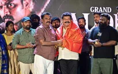 “இந்தப் படம் தோற்காது!” – ‘தி டார்க் ஹெவன்’ விழாவில் வேல ராமமூர்த்தி நம்பிக்கை “இந்தப் படம் தோற்காது!” – ‘தி டார்க் ஹெவன்’ விழாவில் வேல ராமமூர்த்தி நம்பிக்கை