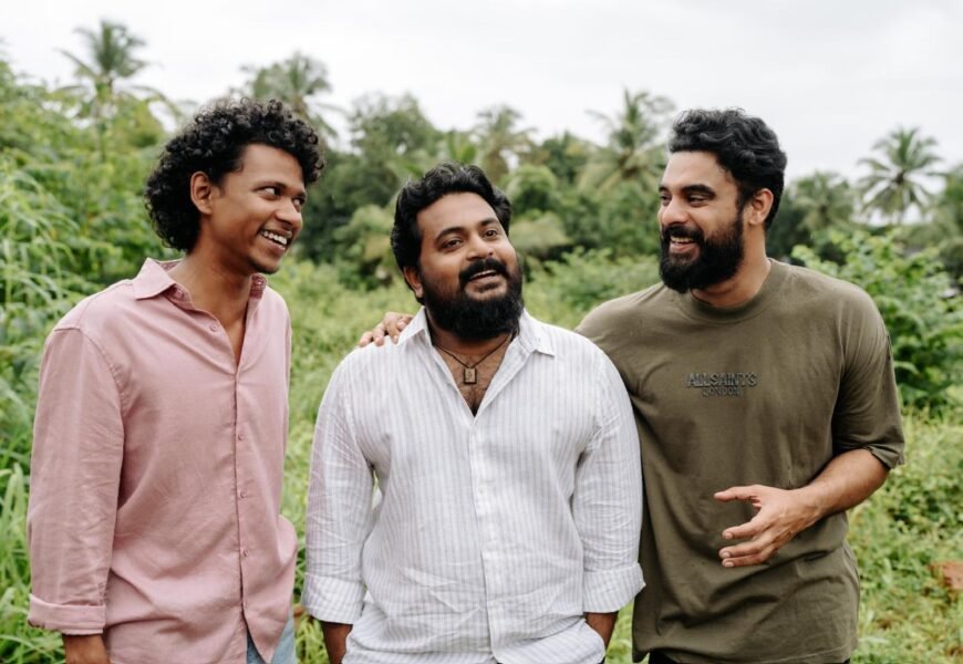 10 ஆண்டுகளுக்குப் பிறகு மீண்டும் இணையும் “குப்பி” வெற்றிக் கூட்டணி! 10 ஆண்டுகளுக்குப் பிறகு மீண்டும் இணையும் “குப்பி” வெற்றிக் கூட்டணி!