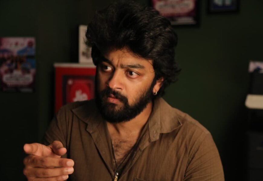 டார்க் ஹியூமர் கதைக்களத்தில் “ஆல்மோஸ்ட் நல்லவன்” – வேகமெடுக்கும் படப்பிடிப்பு! டார்க் ஹியூமர் கதைக்களத்தில் “ஆல்மோஸ்ட் நல்லவன்” – வேகமெடுக்கும் படப்பிடிப்பு!