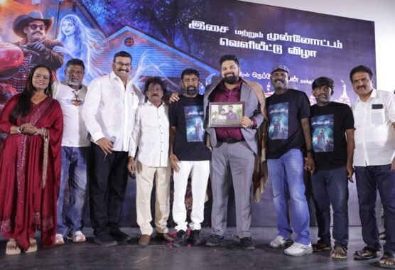 அமெரிக்க மண்ணில் உருவான தமிழ் சினிமா – “அமெரிக்க ஆவி” முன்னோட்டம் வெளியீடு!