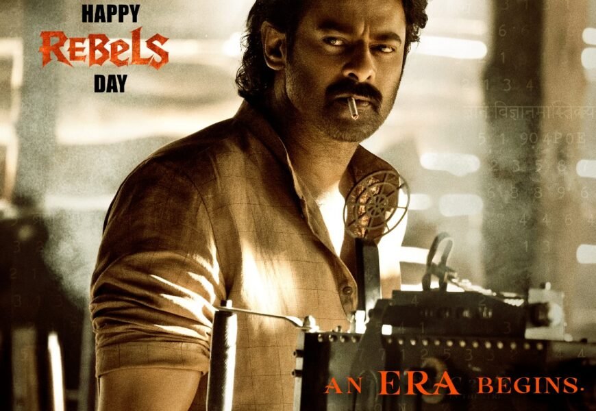நேதாஜி சுபாஷ் சந்திர போஸ் பின்னணியில் பிரபாஸ்… மிரட்டும் “ஃபௌஜி” முன்னோட்டம்! நேதாஜி சுபாஷ் சந்திர போஸ் பின்னணியில் பிரபாஸ்… மிரட்டும் “ஃபௌஜி” முன்னோட்டம்!